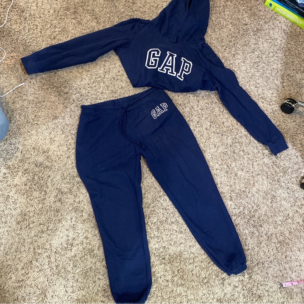 Navy Gap women’s sweat set